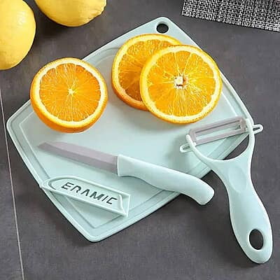 3 PIECES SET OF MULTIFUNCTIONAL CUTTING BOARD. KNIFE AND PEELER - SOURVENIR IDEA