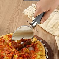 PIZZA CUTTER PASTRIES CUTTER PIZZA CUTTER PASTRIES CUTTER
